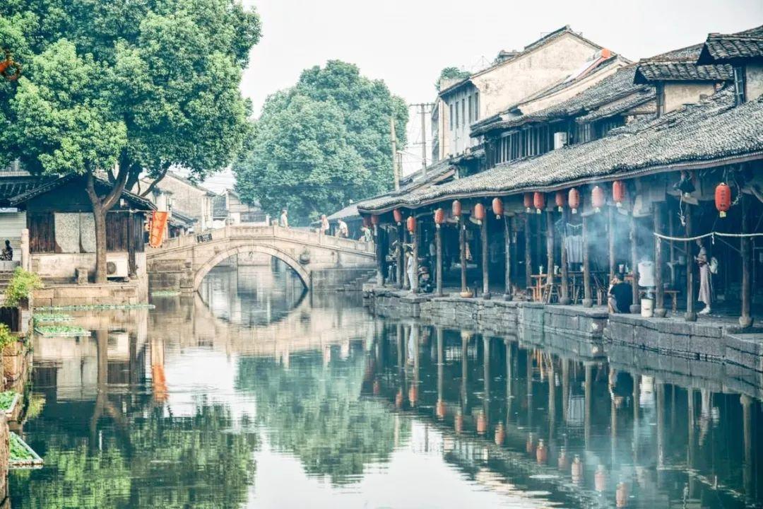 逃出重围第一章